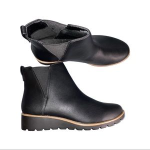 ST JOHN’S BAY WOMEN BOOTIES